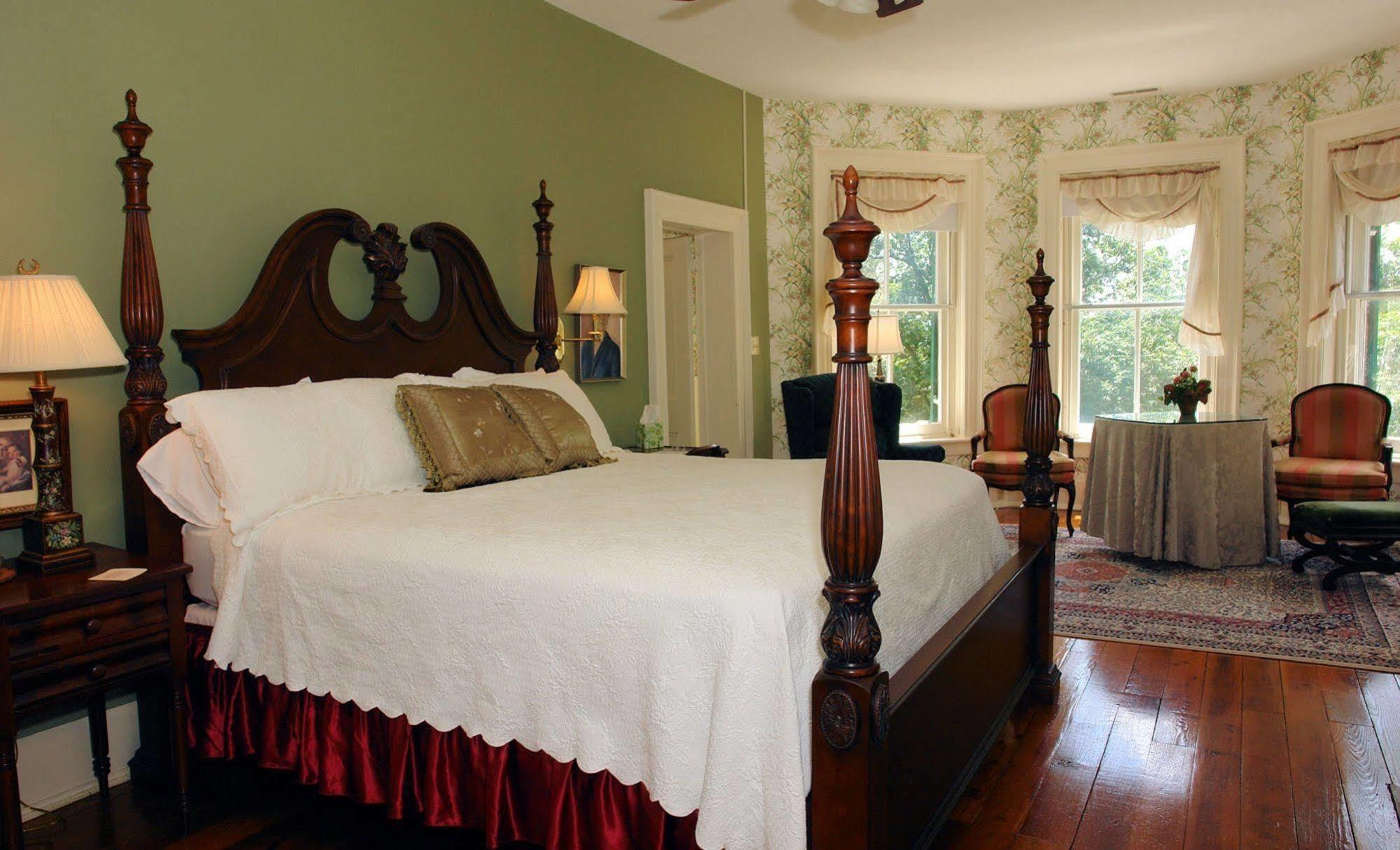 Rockwood Manor Bed & Breakfast Dublin Exterior photo